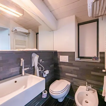 Century Hotell 3*
