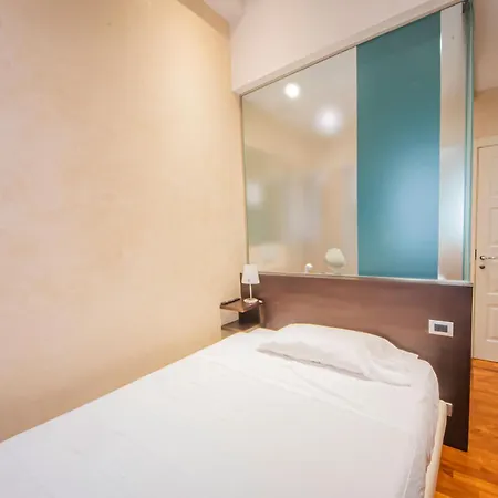 Hotell Century 3*