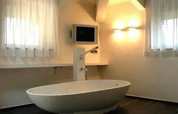 Century 3* Parma
