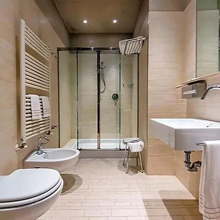 Century Hotell 3*