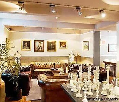 Century 3* Parma