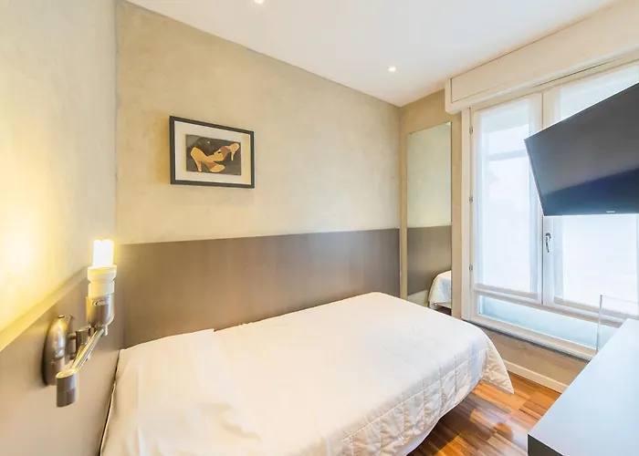 센츄리 3* 파르마