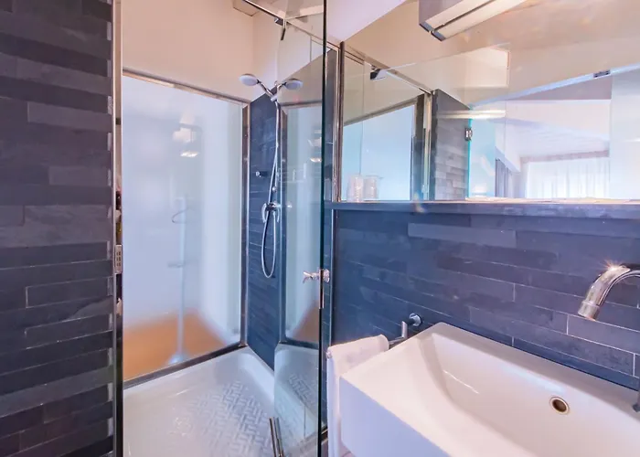 센츄리 3* 파르마