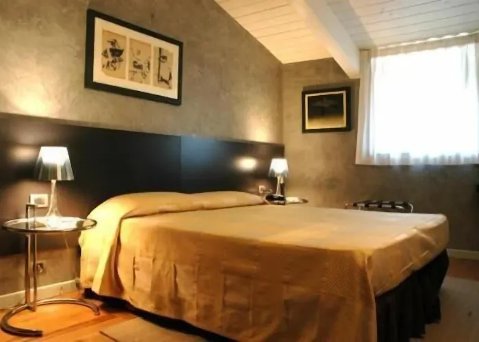 호텔 센츄리 파르마