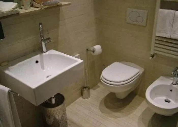 호텔 센츄리 파르마